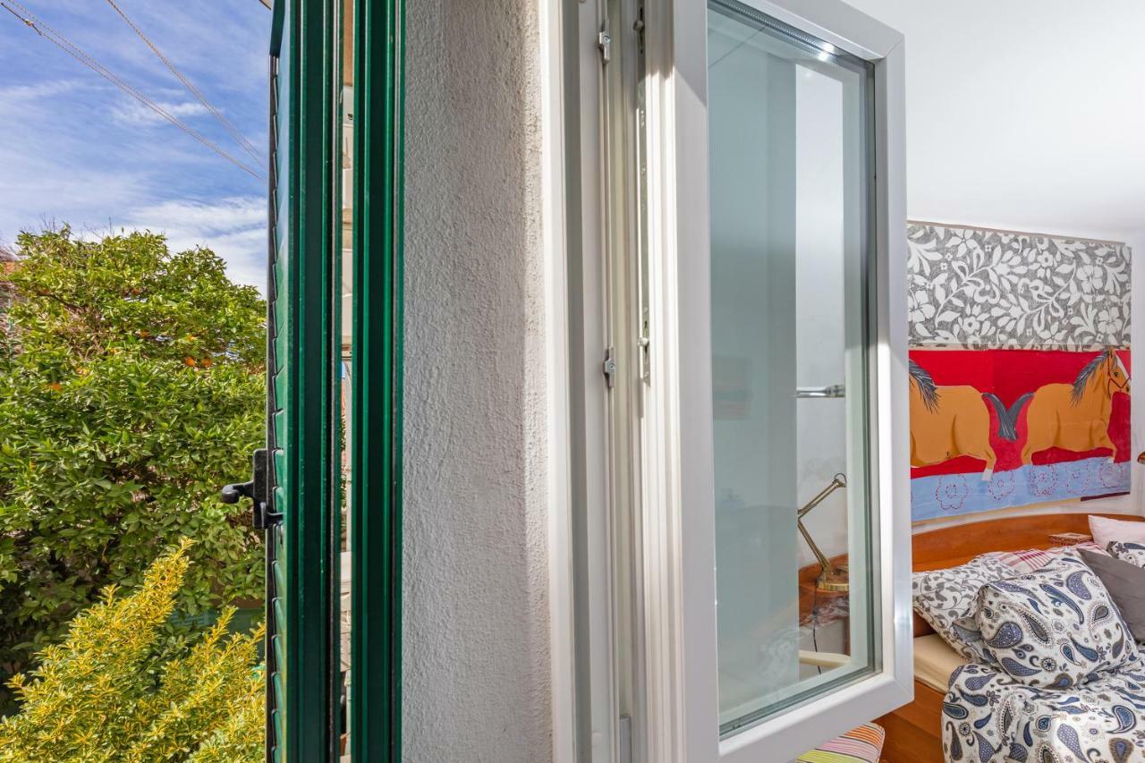 The Art Republic, Old Town Apartment *