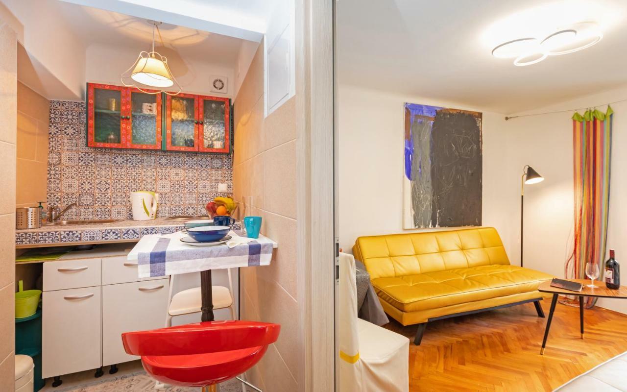 The Art Republic, Old Town Apartment